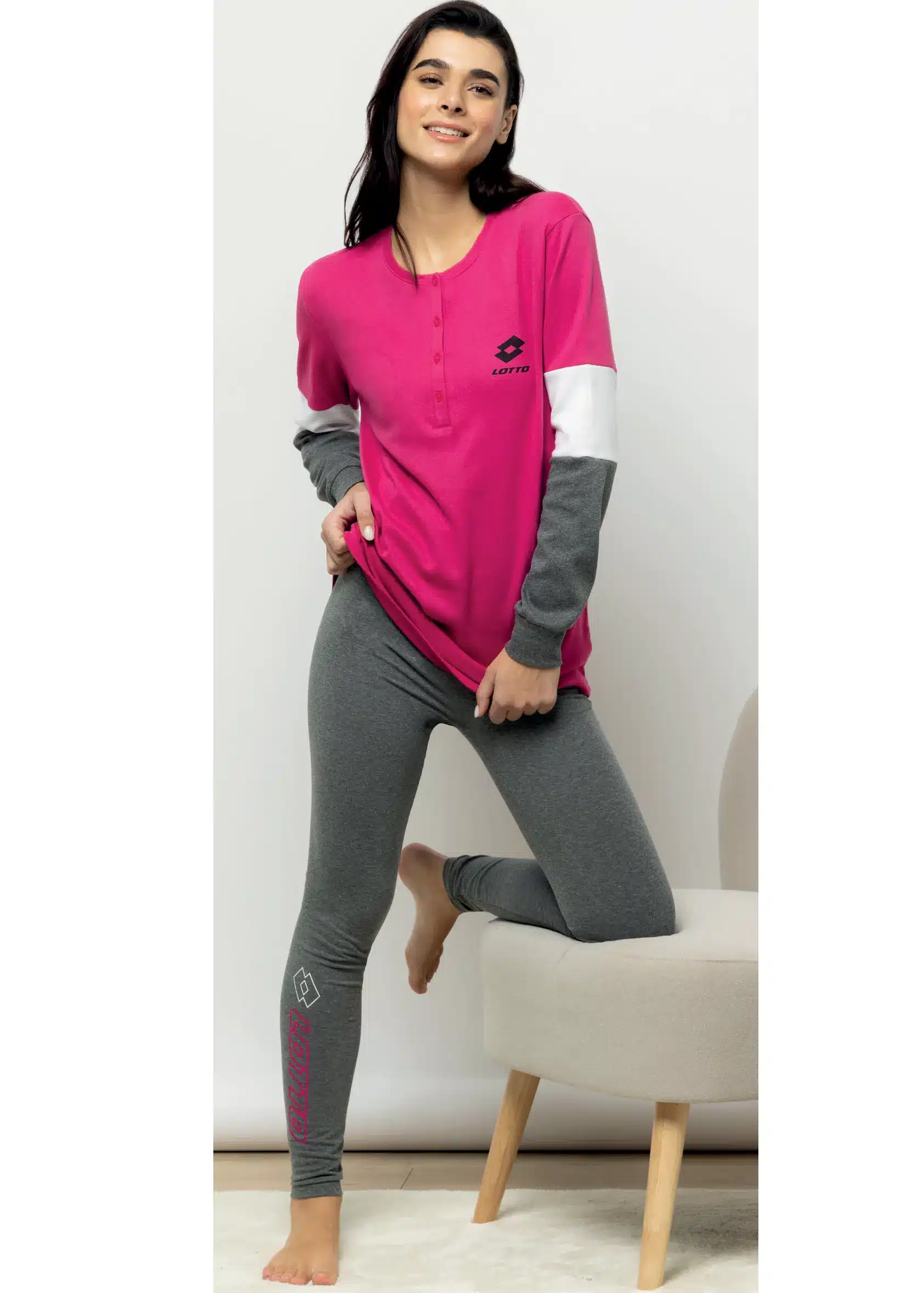 pigiama grigio e fucsia da donna