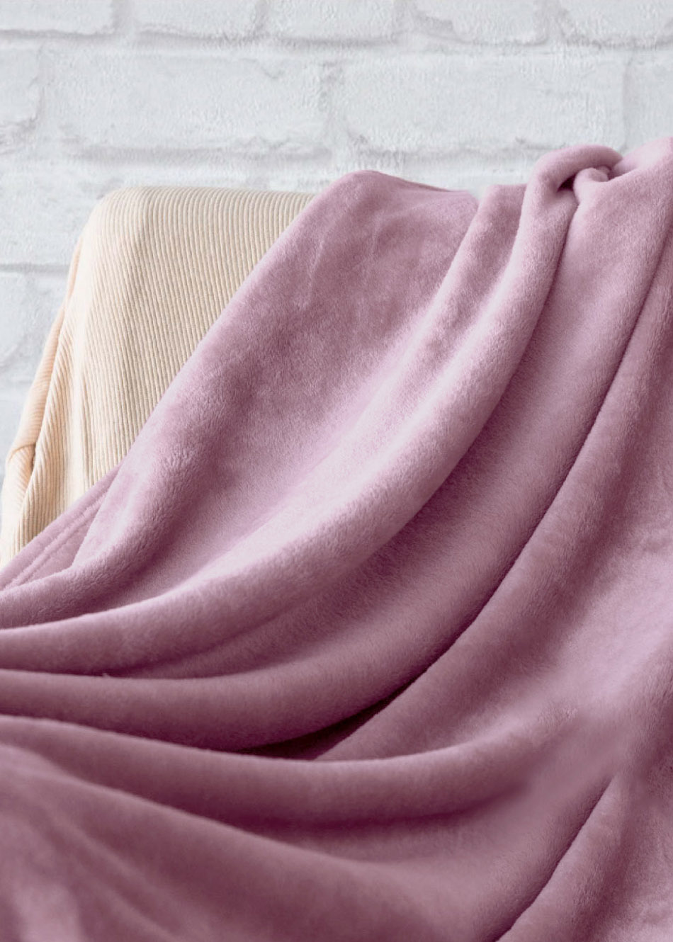 plaid morbido e caldo di colore rosa