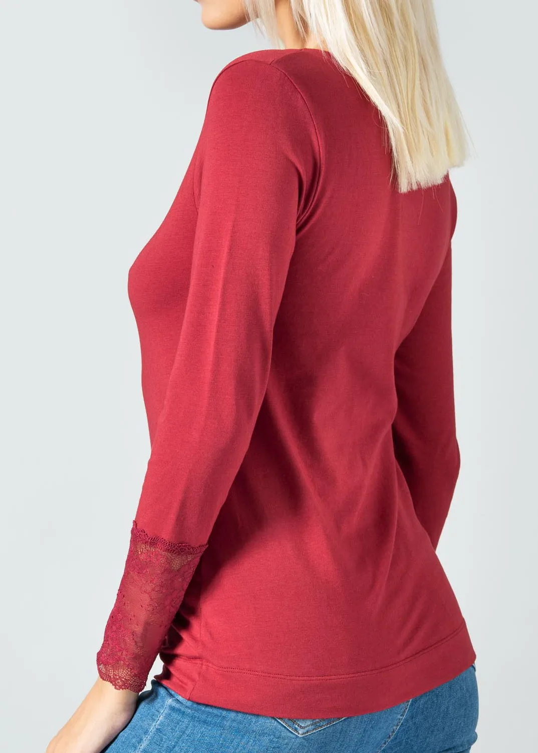 maglia rozza con dettagli in pizzo