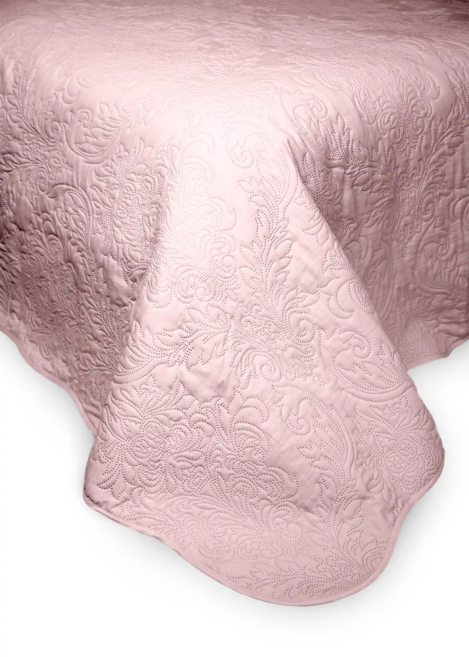 trapuntino di colore rosa per letto matrimoniale
