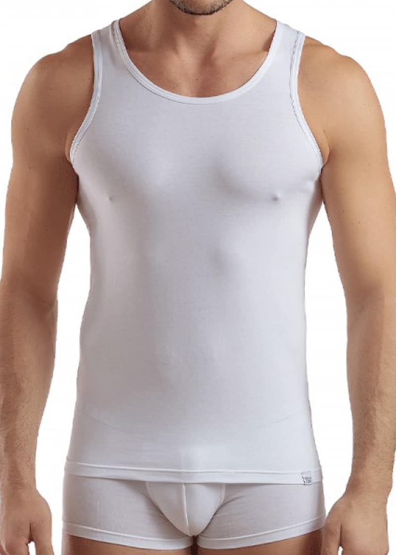 canotta intima di colore bianco da uomo