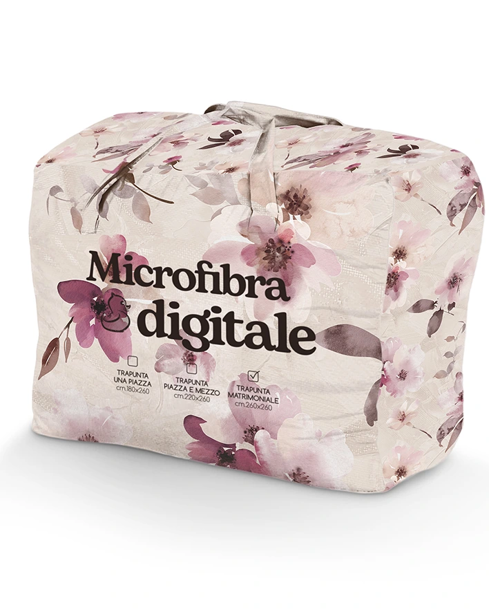 trapunta per letto matrimoniale con fiori rosa